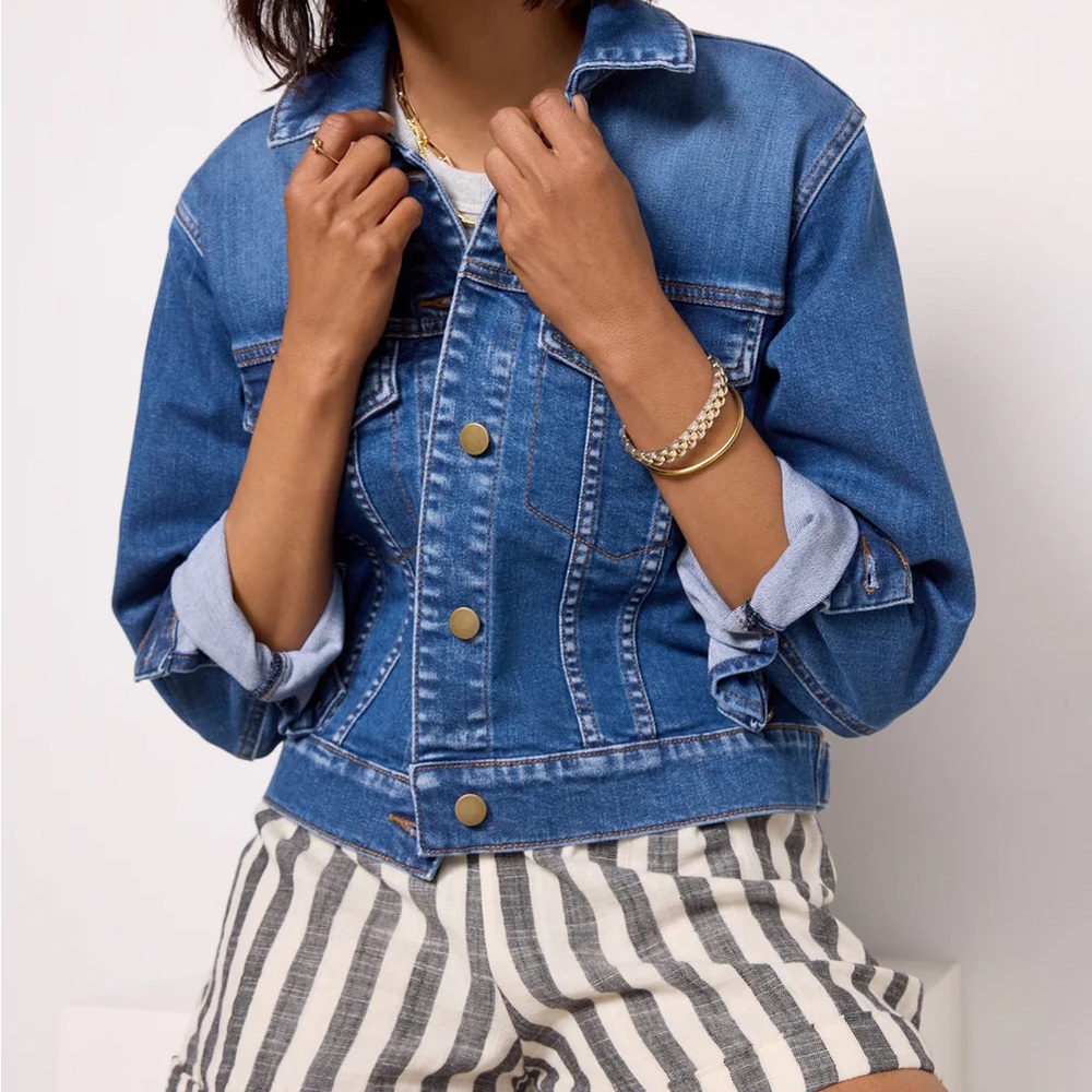 NEW WITHOUT TAGS Angela Crop Denim Jean Jacket by Kut From The Kloth size XS